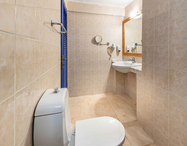 Bathroom 5, Oludeniz Beach Resort by Z Hotels, Fethiye