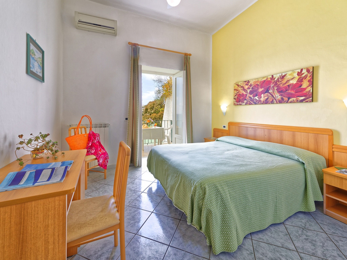 Bedroom 3, Hotel Villa Franz, Napoli