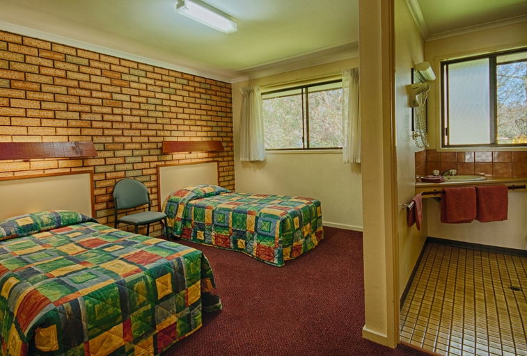 Bedroom 3, Pinnacle Holiday Lodge, N. Grampians - Stawell