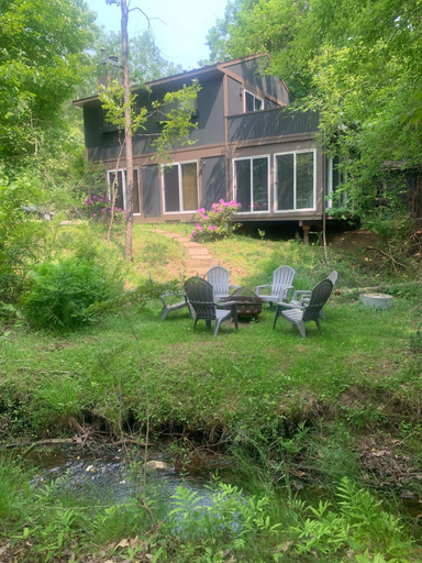 Garden, Whittier Cottage in Douglas, Allegan