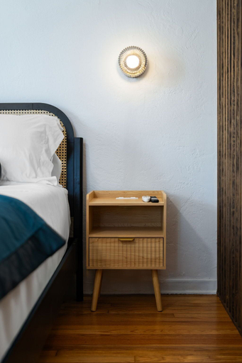 Room 2, Blue Flamingo Suites, Miami-Dade