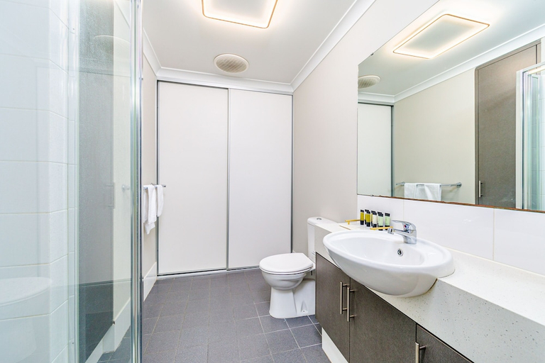 Bathroom 3, Swan Valley Serviced Apartments, Swan