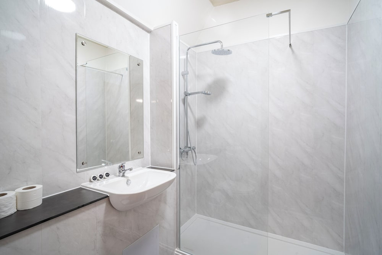 Bathroom, Britannia Hotel Wigan, Wigan