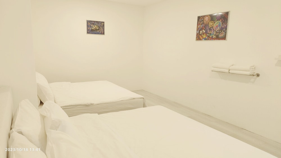 Bedroom 2, ALVILLA@Jalan Sultan Ismail, Kuala Terengganu