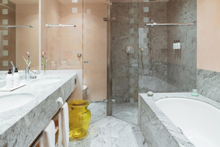 Bathroom 5, Tschuggen Grand Hotel, Plessur