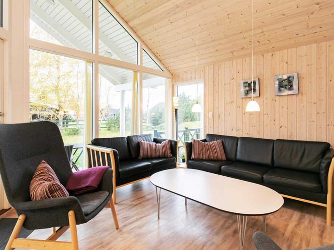 Others 5, Holiday Home in Hals, Aalborg