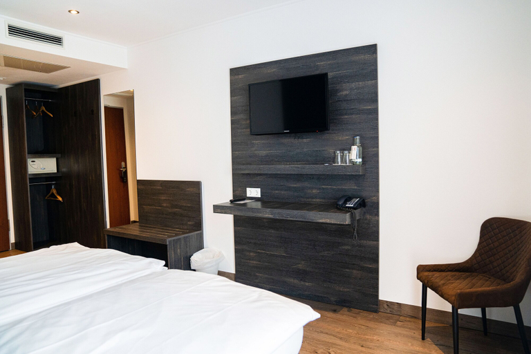 Bedroom 5, AiREA Hotel, Paderborn