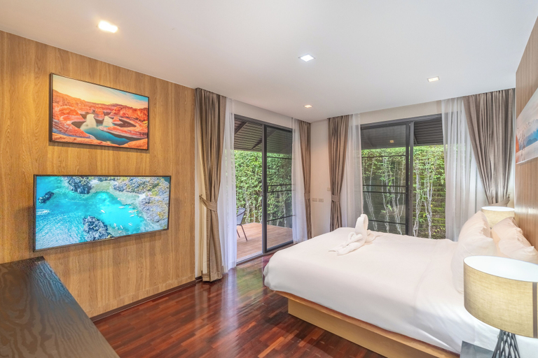 Room 4, Luxury4BRVillaPrivatePoolGolf Views v145, Pulau Phuket
