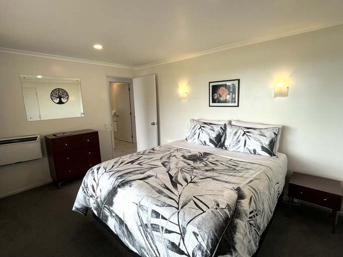 Bedroom 3, Abri Apartments, Far North