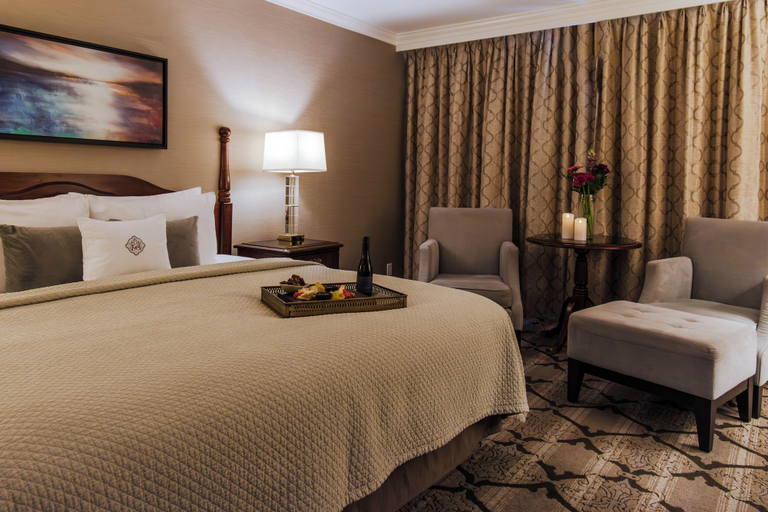 Bedroom 2, Magnolia Hotel & Spa, Capital