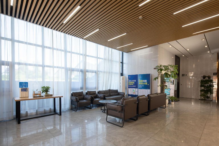 Public Area 2, Ark Hotel, Ruessei Kaev