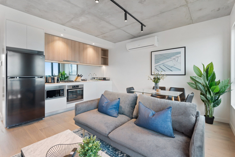 Living area 2, Sophisticated 2-bed With Bay Views & Amenities, Melbourne