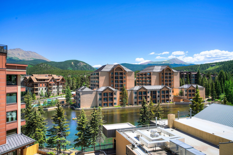 Property grounds 4, True Luxury Ski In & Ski Out 3 Bedroom Condo by RedAwning, Summit