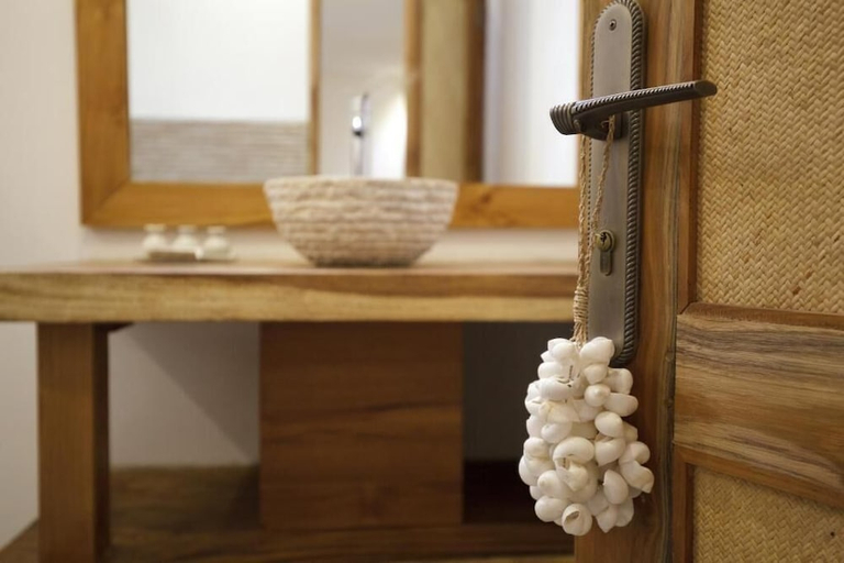 Bathroom 3, Villa Luna Sunset Beach, Lombok