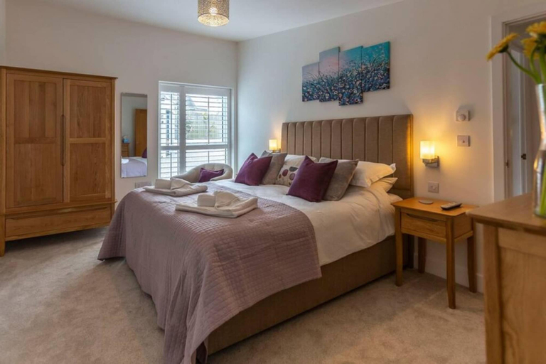 Room 3, The Grove in Cornwall, Cornwall