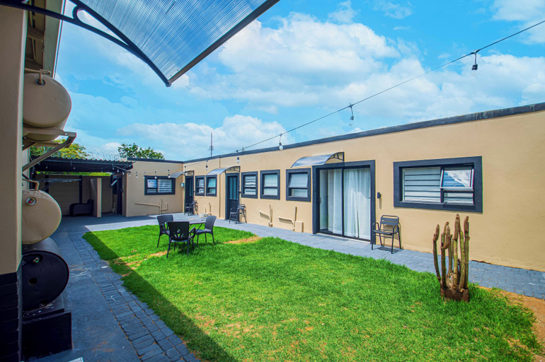 Terrace/patio, Win Haven Guest House, West Rand