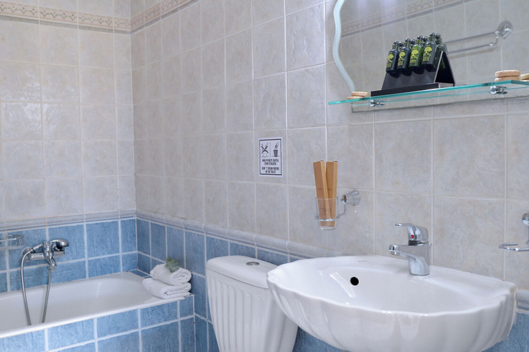 Bathroom 5, Vasilaras hotel, Attica