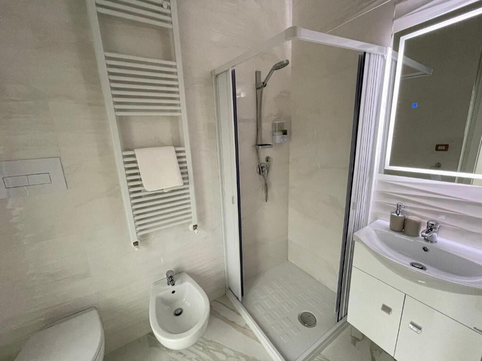 Bathroom 5, Beb Villa Real, Potenza