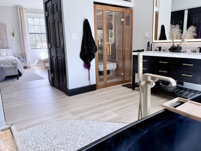 Room 4, Southern Charm Estate Min From Shopping Beaches, Baldwin