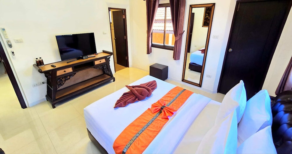 Bedroom 2, WOWLAND Luxury Pool Villa Pattaya Walking Street, Pattaya