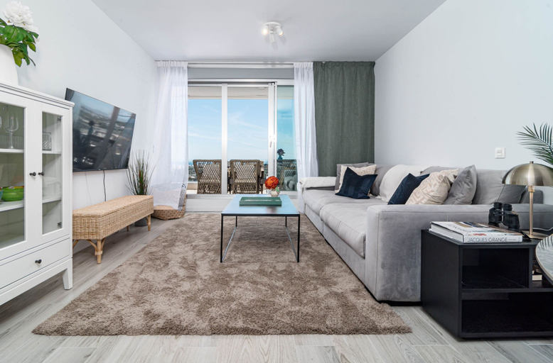Room 5, OV2 1B - Bright and Modern 3 Bedroom Apartment, Málaga