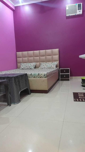 Room 4, Hotel Aparna Palace, Basti