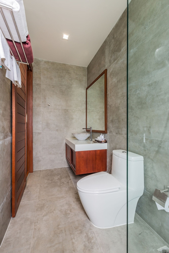 Bathroom 3, Villa Palavee A2, Mueang Krabi