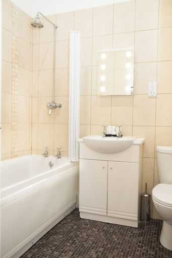 Bathroom 4, The Bedford Hotel, Devon