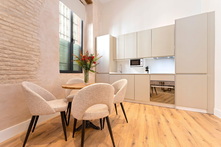 Room 5, Exclusive Apartment Near Cathedral Rodrigo Caro I, Sevilla