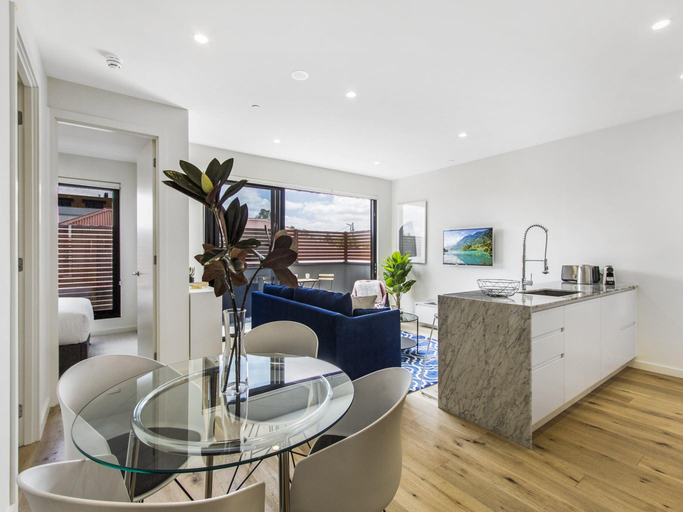 3, Boutique apartment in quiet, sought-after suburb, Melbourne