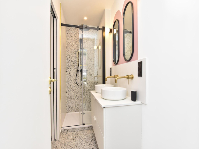 4, Cosy apartment near Eiffel Tower, Paris