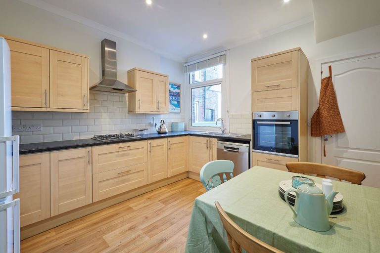 Room 5, Host Stay Prospect Retreat, North Yorkshire