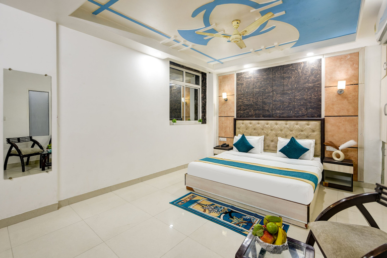 Room 3, HOTEL AERO HOMESTAY, Delhi
