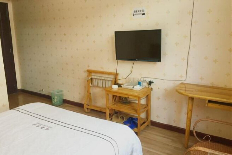 Bedroom 2, Enshi Shundu Hotel, Enshi Tujia and Miao