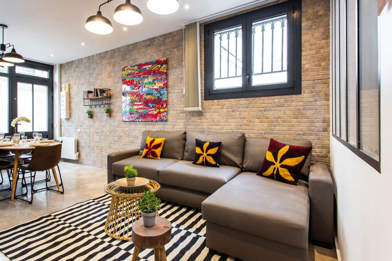 Living area 4, Amazing Apartment - 2BR 6P - Aligre, Paris