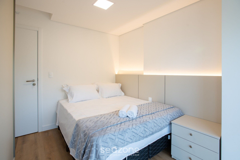 Room 5, Modern and Complete Apartments in Itajai - RVC, Itajaí