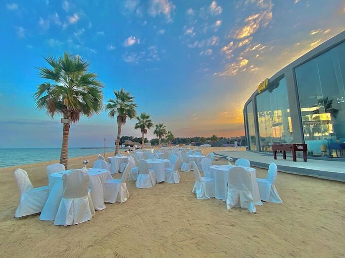 Food & Drinks 5, HDB Al Khobar Resort and Spa, Al Khobar
