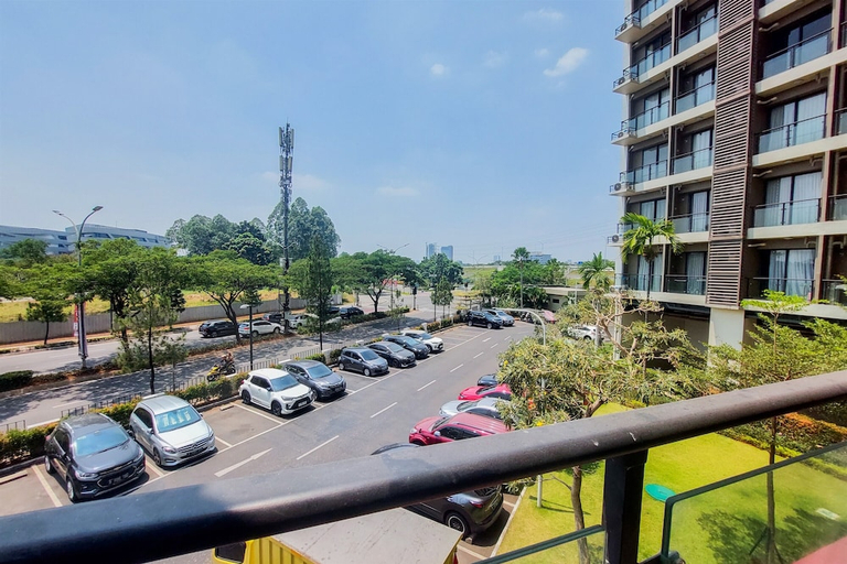 Exterior & Views, Comfy And Best Choice Studio At Sky House Bsd Apartment, South Tangerang