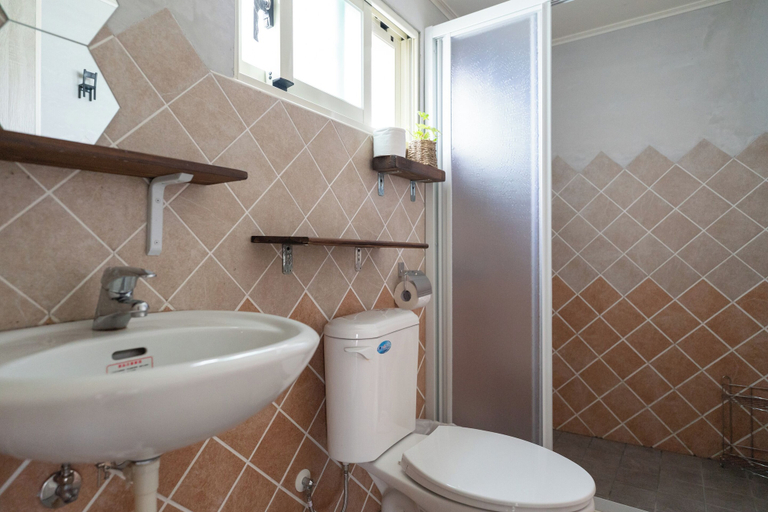 Bathroom, Bali Slow, Yilan