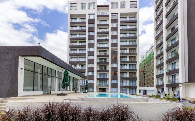 Exterior & Views 2, Elegant Comfy 3 Bedroom Apartment, Mavoko