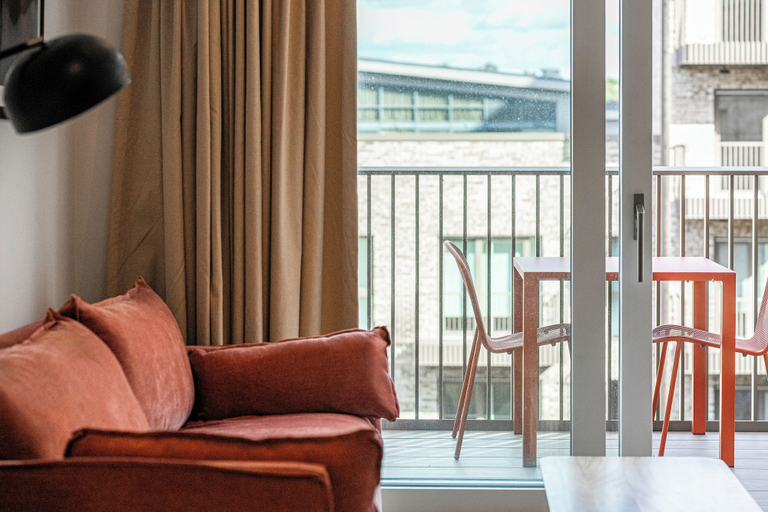 Room 3, Stylish One-bedroom Haven, London