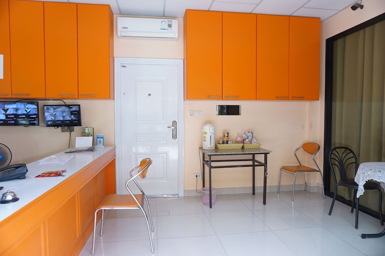 Public Area 3, Jirasin Hotel & Apartment, Muang Ranong