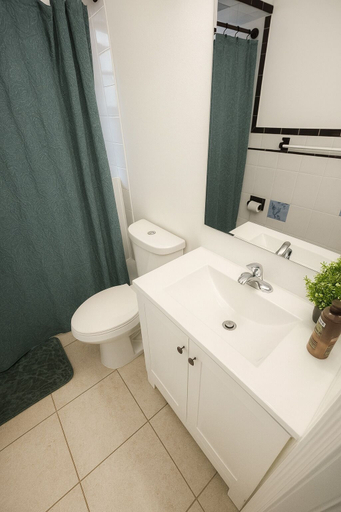 Bathroom 2, Pacifica by Fort Lauderdale Airport, Broward