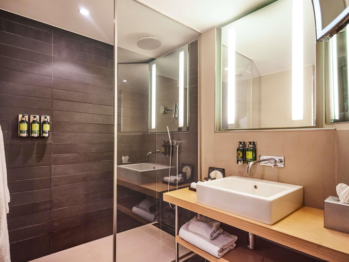 Bathroom 4, Le Louise Hotel Brussels - MGallery, Bruxelles