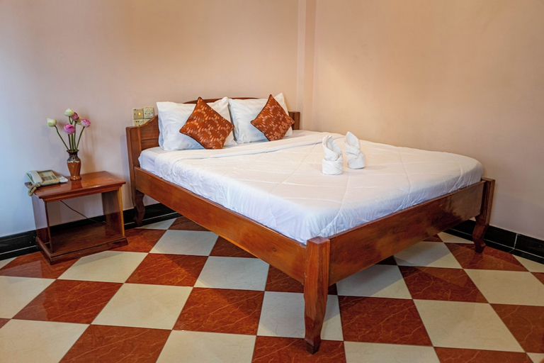 Bedroom 5, Nawin Guesthouse, Phnom Penh