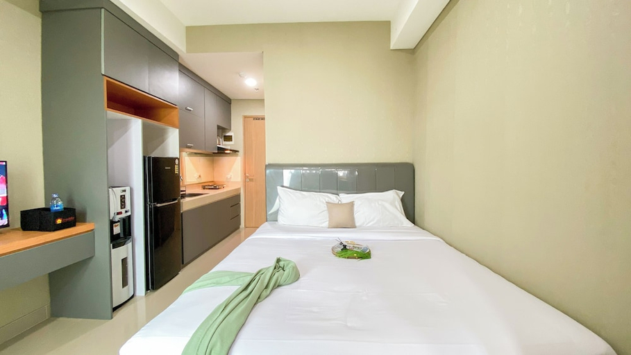 Bedroom 2, Warm And Cozy Living Studio Apartment At B Residence, Tangerang Selatan