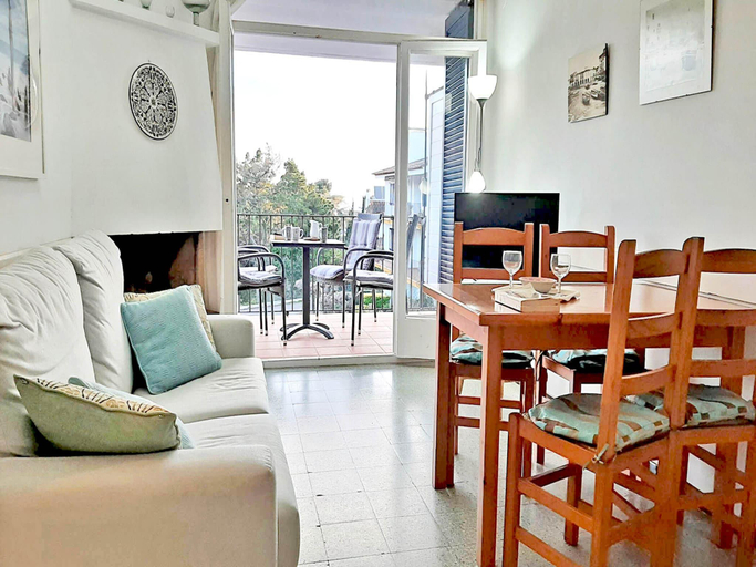 5, Apartment in Spain Near Sandy Beach, Girona