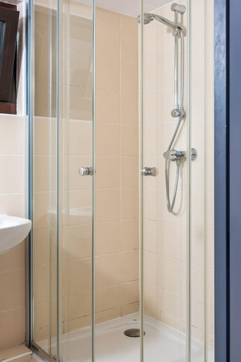 Bathroom 2, Vivre Cannes, Alpes-Maritimes