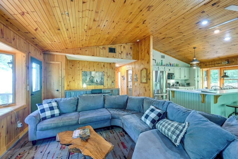 Floor plan 5, Mountain-view Retreat w/ Fire Pit & EV Charger, Jackson