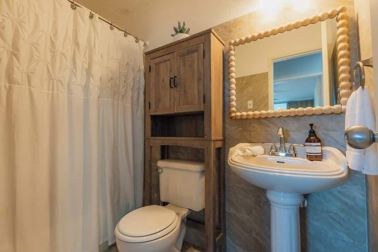 Bathroom, Marena Seaview Condo in Dos Marinas, Fajardo